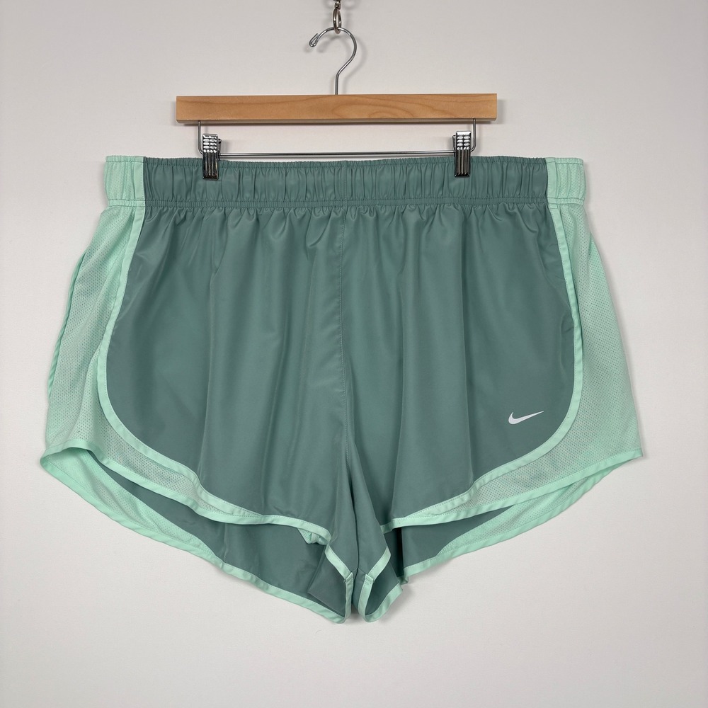 Nike Women Running Shorts 3X Green Tempo Dri-FIT Mesh Athletic Workout Active